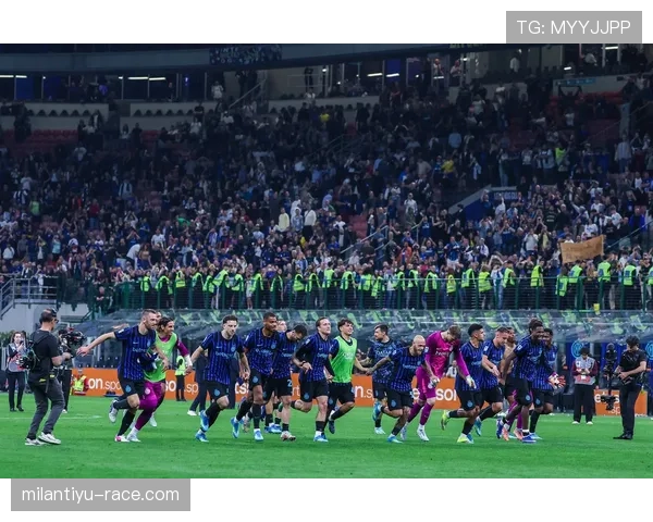 亚特兰大在欧战资格争夺中进攻体系延续高效，但近期联赛防守稳定性出现波动。